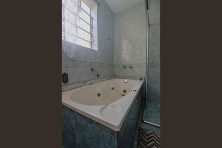 Casa à venda com 250m², 3 quartos e 2 vagas Casa à venda com 250m², 3 quartos e 2 vagasBanheiro da Suíte