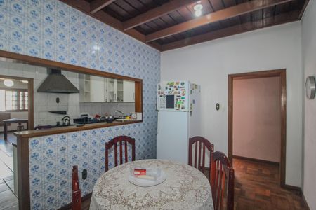 Casa à venda com 250m², 3 quartos e 2 vagas Casa à venda com 250m², 3 quartos e 2 vagasCozinha