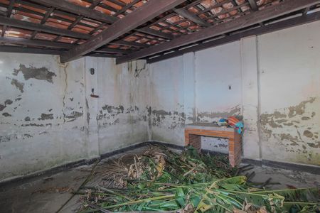 Casa à venda com 250m², 3 quartos e 2 vagas Casa à venda com 250m², 3 quartos e 2 vagasChurrasqueira