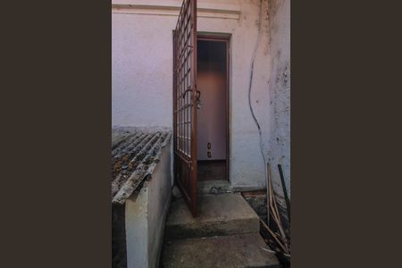 Casa à venda com 250m², 3 quartos e 2 vagas Casa à venda com 250m², 3 quartos e 2 vagasEspaço pet