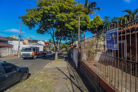 Casa à venda com 250m², 3 quartos e 2 vagas Casa à venda com 250m², 3 quartos e 2 vagasPlaca