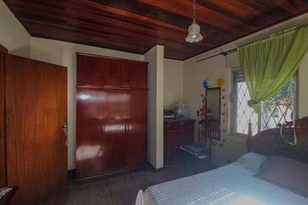 Casa à venda com 250m², 3 quartos e 2 vagas Casa à venda com 250m², 3 quartos e 2 vagasQuarto 3