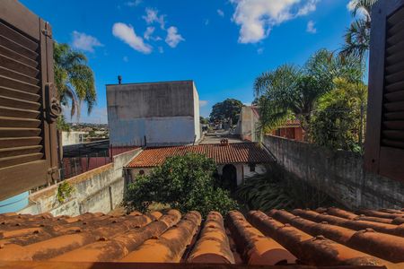Casa à venda com 250m², 3 quartos e 2 vagas Casa à venda com 250m², 3 quartos e 2 vagasVista