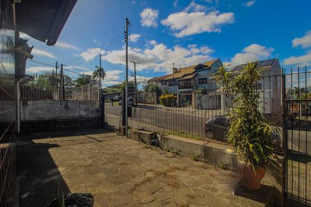 Casa à venda com 250m², 3 quartos e 2 vagas Casa à venda com 250m², 3 quartos e 2 vagasVista