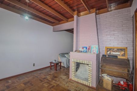 Casa à venda com 250m², 3 quartos e 2 vagas Casa à venda com 250m², 3 quartos e 2 vagasSala