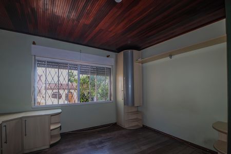 Casa à venda com 250m², 3 quartos e 2 vagas Casa à venda com 250m², 3 quartos e 2 vagasSuite
