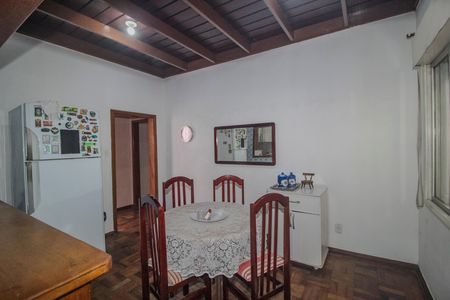 Casa à venda com 250m², 3 quartos e 2 vagas Casa à venda com 250m², 3 quartos e 2 vagasCozinha