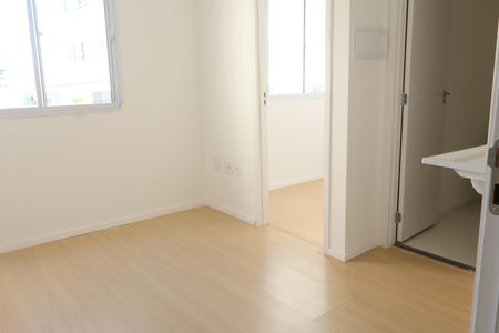 Sala de apartamento para alugar com 2 quartos, 25m² em Vila Ema, São Paulo