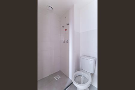 Apartamento para alugar com 35m², 2 quartos e sem vaga Apartamento para alugar com 35m², 2 quartos e sem vagaBanheiro