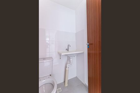 Apartamento para alugar com 35m², 2 quartos e sem vaga Apartamento para alugar com 35m², 2 quartos e sem vagaBanheiro