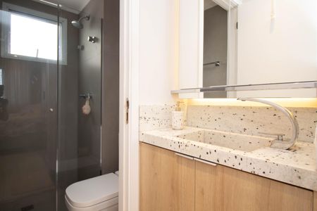 Apartamento à venda com 68m², 3 quartos e 2 vagasBanheiro da Suíte