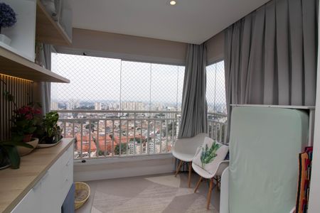 Apartamento à venda com 68m², 3 quartos e 2 vagasVaranda - Sala