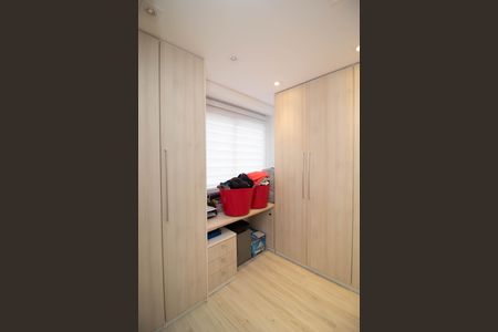 Apartamento à venda com 68m², 3 quartos e 2 vagasQuarto 2 