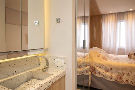 Apartamento à venda com 68m², 3 quartos e 2 vagasBanheiro da Suíte