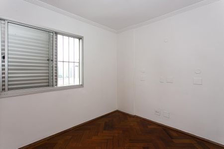 Apartamento à venda com 115m², 3 quartos e 2 vagasQuarto 2