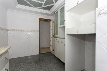 Apartamento à venda com 115m², 3 quartos e 2 vagasCozinha