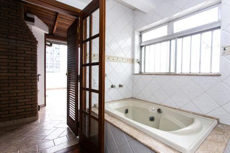 Apartamento à venda com 115m², 3 quartos e 2 vagasBanheiro da Suíte