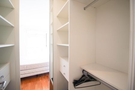 Apartamento para alugar com 62m², 1 quarto e 2 vagasCloset da suíte