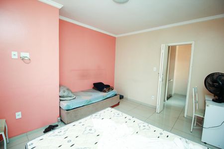 Casa à venda com 177m², 4 quartos e 3 vagasQuarto 2