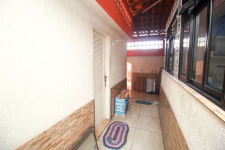 Casa à venda com 177m², 4 quartos e 3 vagasCorredor