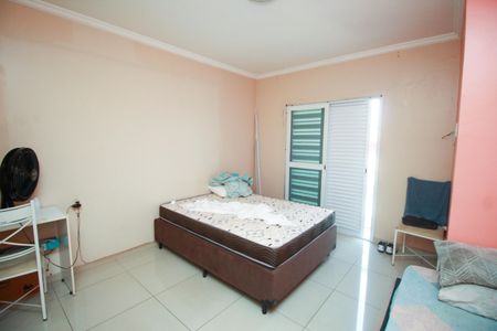 Casa à venda com 177m², 4 quartos e 3 vagasQuarto 2