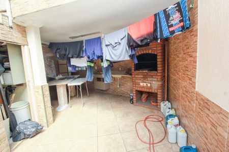 Casa à venda com 177m², 4 quartos e 3 vagasChurrasqueira