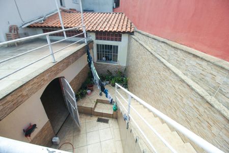Casa à venda com 177m², 4 quartos e 3 vagasEscada
