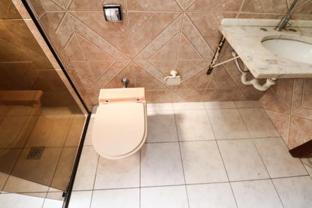 Apartamento para alugar com 133m², 3 quartos e 2 vagas Apartamento para alugar com 133m², 3 quartos e 2 vagasBanheiro Social