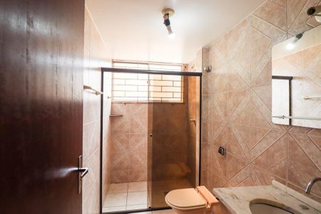 Apartamento para alugar com 133m², 3 quartos e 2 vagas Apartamento para alugar com 133m², 3 quartos e 2 vagasBanheiro Social