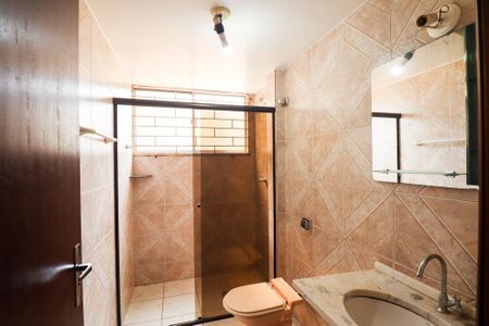 Apartamento para alugar com 133m², 3 quartos e 2 vagas Apartamento para alugar com 133m², 3 quartos e 2 vagasBanheiro Social