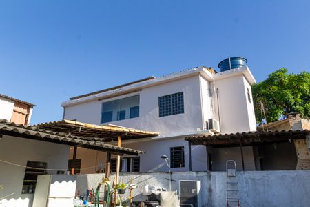 Casa para alugar com 200m², 3 quartos e 2 vagasFachada