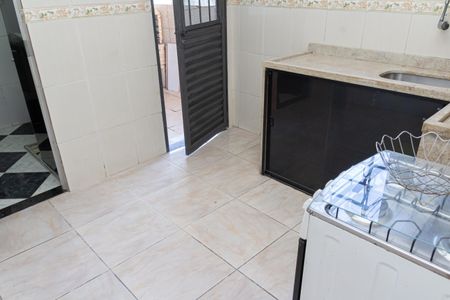 Casa para alugar com 200m², 3 quartos e 2 vagasCozinha