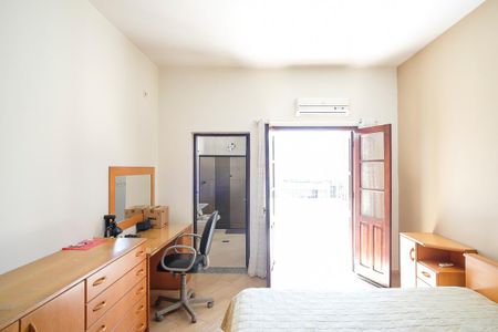 Casa para alugar com 236m², 3 quartos e 3 vagasSuíte