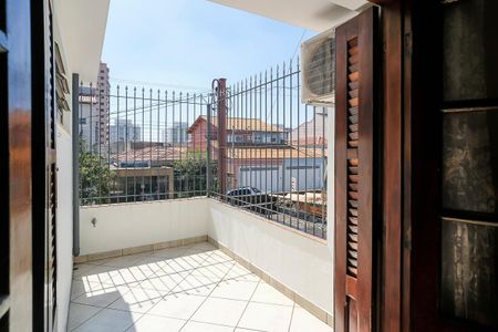 Casa para alugar com 236m², 3 quartos e 3 vagasVaranda da suíte