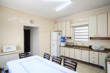 Casa para alugar com 236m², 3 quartos e 3 vagasCozinha