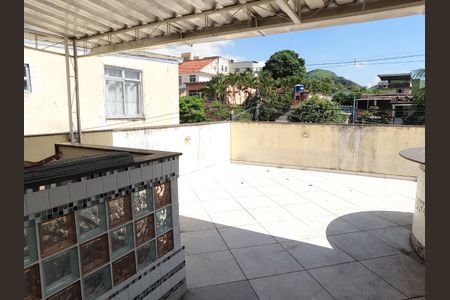 Casa à venda com 330m², 3 quartos e 2 vagas