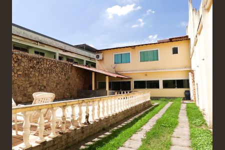 Casa à venda com 330m², 3 quartos e 2 vagas