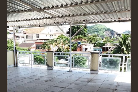 Casa à venda com 330m², 3 quartos e 2 vagas