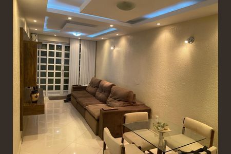 Casa à venda com 330m², 3 quartos e 2 vagas