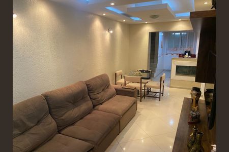 Casa à venda com 330m², 3 quartos e 2 vagas