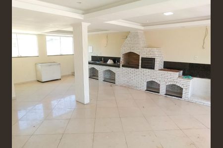 Casa à venda com 330m², 3 quartos e 2 vagas