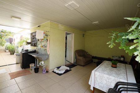 Casa à venda com 170m², 3 quartos e 2 vagas Casa à venda com 170m², 3 quartos e 2 vagasÁrea de Serviço