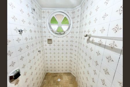Casa à venda com 105m², 3 quartos e 1 vagaBanheiro 2