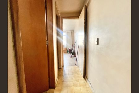 Casa à venda com 105m², 3 quartos e 1 vagaCorredor