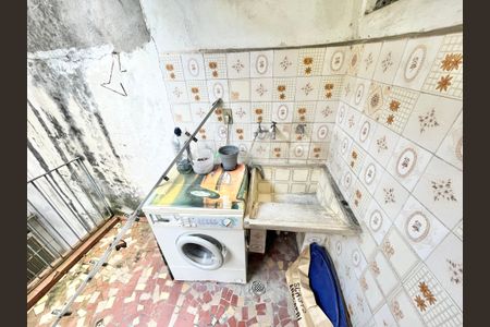Casa à venda com 105m², 3 quartos e 1 vagaÁrea de Serviço
