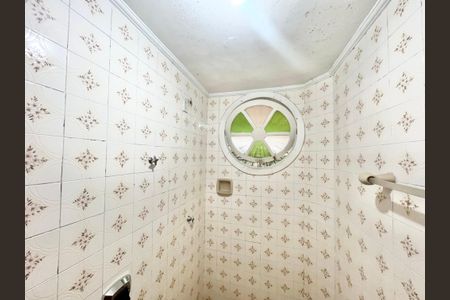 Casa à venda com 105m², 3 quartos e 1 vagaBanheiro 2