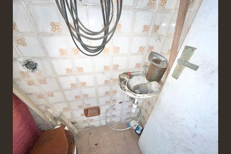 Casa à venda com 105m², 3 quartos e 1 vagaBanheiro de serviço