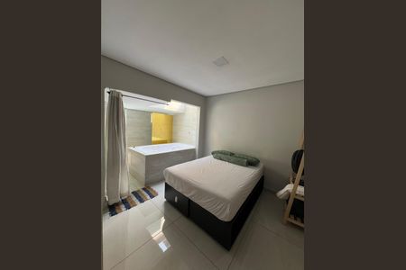 Casa à venda com 210m², 3 quartos e 2 vagas Casa à venda com 210m², 3 quartos e 2 vagasQuarto