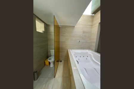 Casa à venda com 210m², 3 quartos e 2 vagas Casa à venda com 210m², 3 quartos e 2 vagasCozinha