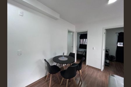 Apartamento para alugar com 42m², 2 quartos e 1 vaga Apartamento para alugar com 42m², 2 quartos e 1 vagaSala